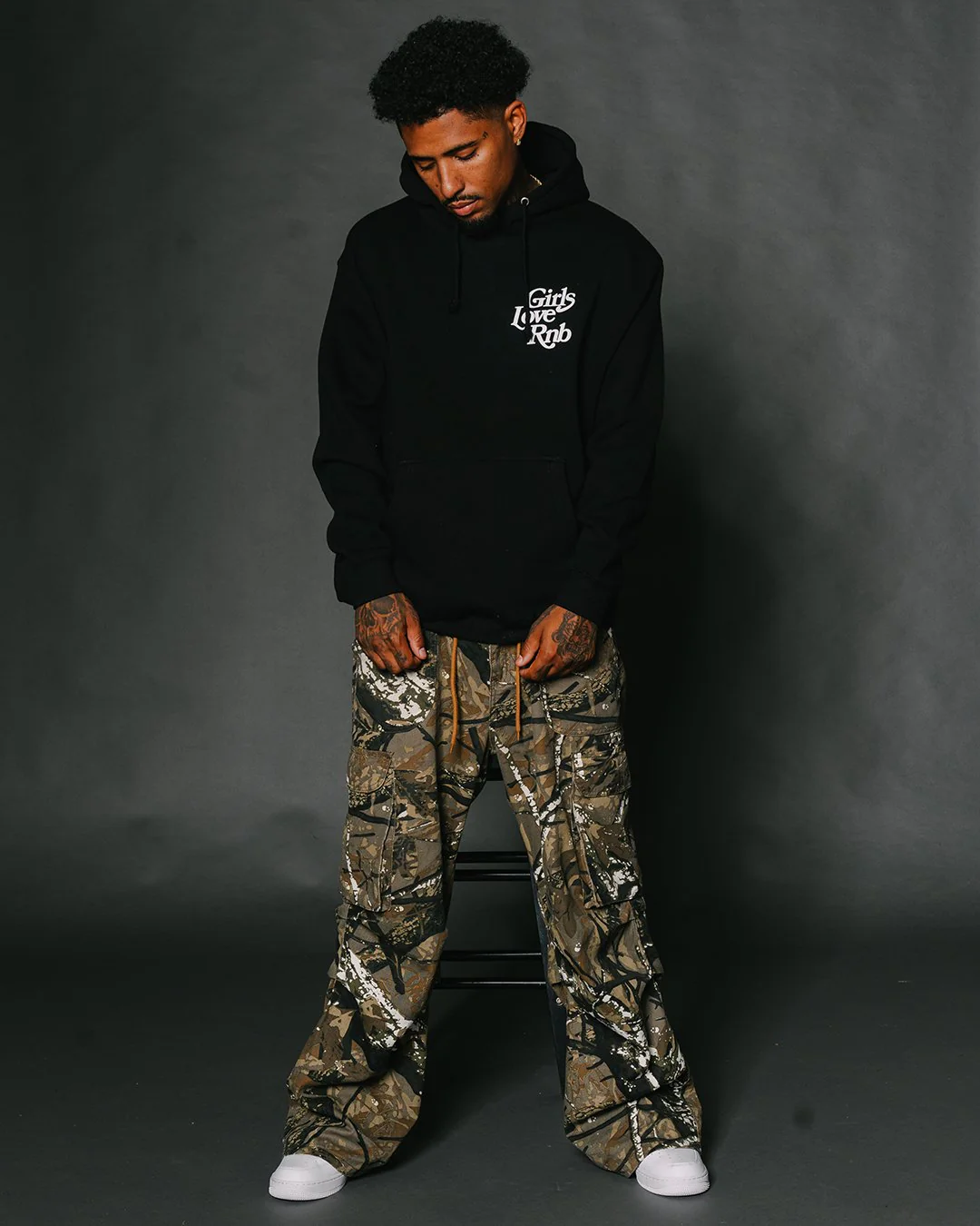Girls Love Rnb | Black Puff Print Pullover Hoodie - Image 6