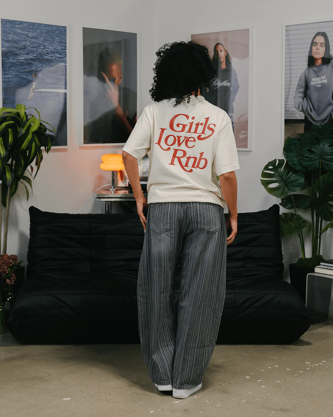 Girls Love Rnb | Oversized Cream Graphic Tee - Image 4