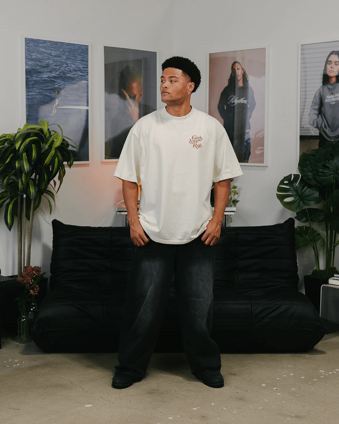 Girls Love Rnb | Oversized Cream Graphic Tee - Image 9