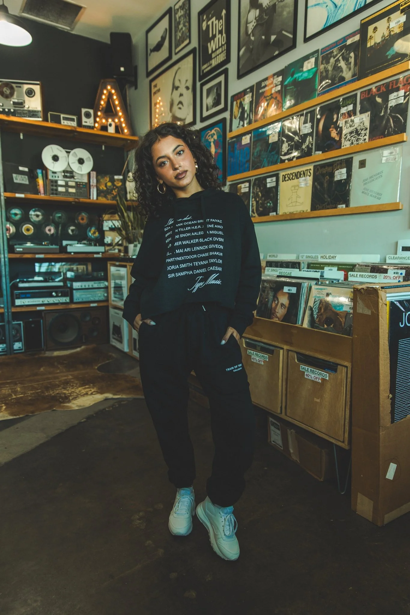 I listen to that.. Modern R&B | Womens Cropped Black Hoodie - Image 3