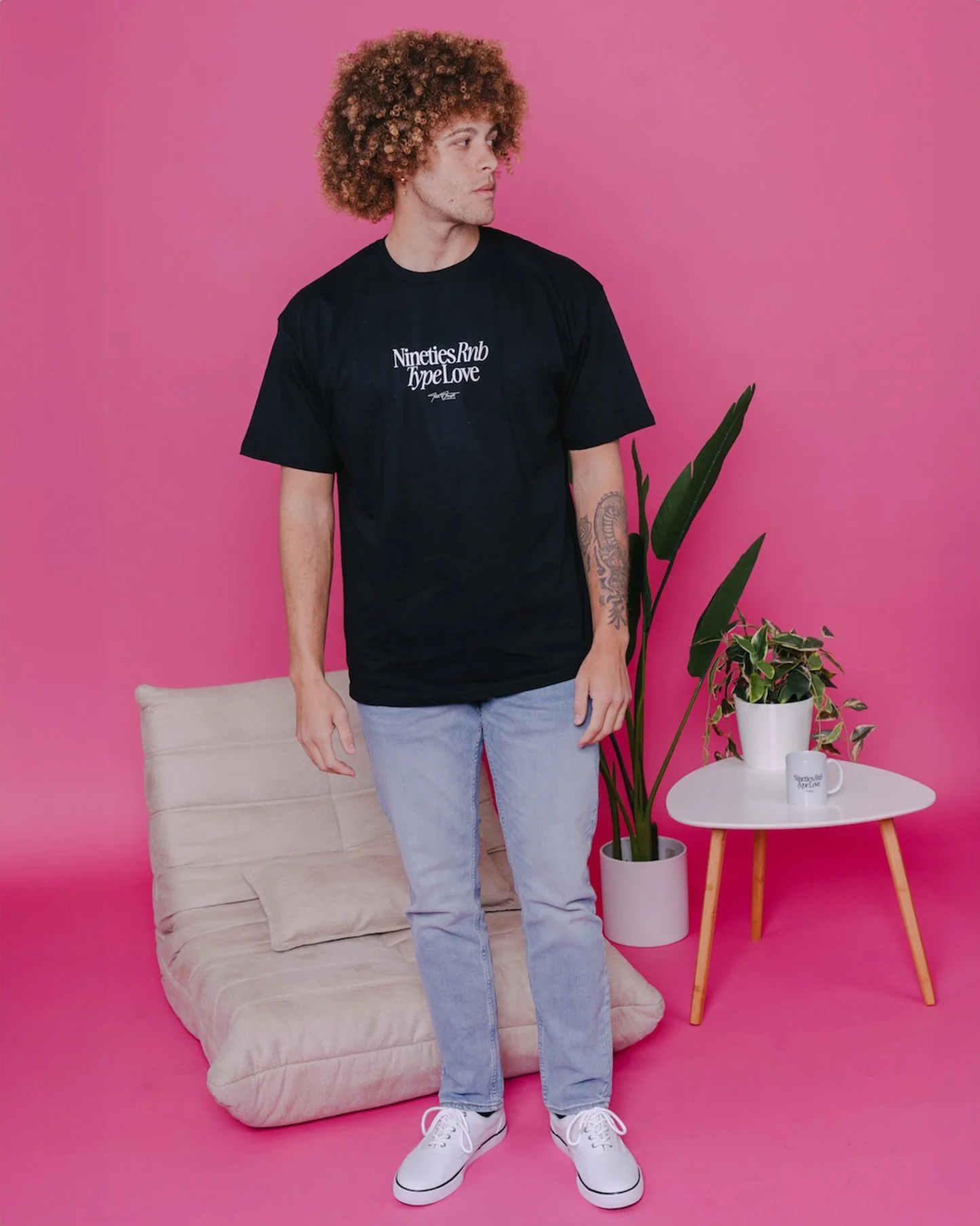 Nineties Rnb Type Love | Classic Black Graphic Tee - Image 3